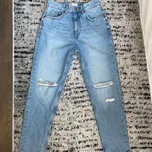 Zara Ripped Mom Jeans